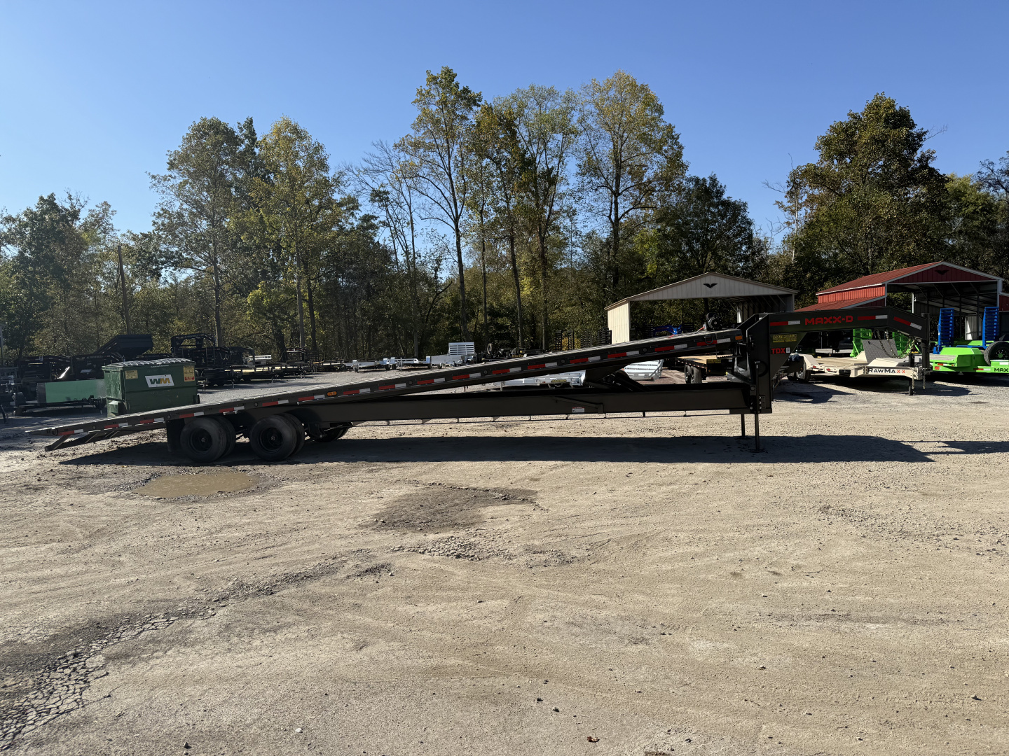 New 2026 MAXX-D TDX 15 TON GOOSE HYD JCK WINCH ADJ SUSP S Equipment Trailer
