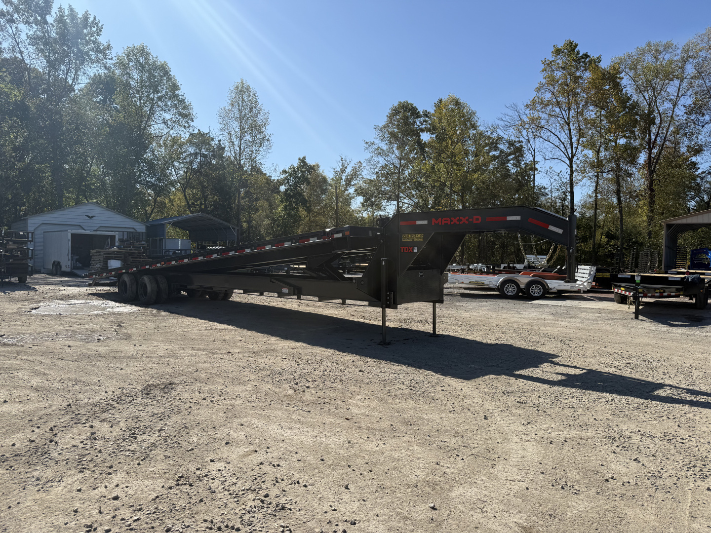 New 2026 MAXX-D TDX 15 TON GOOSE HYD JCK WINCH ADJ SUSP S Equipment Trailer