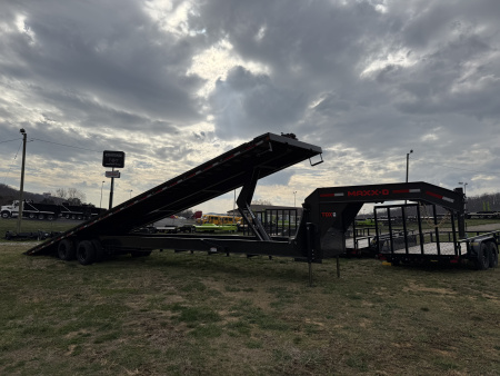 New 2026 MAXX-D TDX 15 TON GOOSE HYD JCK WINCH ADJ SUSP S Equipment Trailer