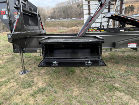 New 2026 MAXX-D TDX 15 TON GOOSE HYD JCK WINCH ADJ SUSP S Equipment Trailer