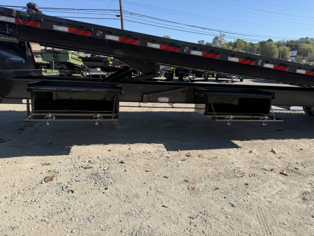 New 2026 MAXX-D TDX 15 TON GOOSE HYD JCK WINCH ADJ SUSP S Equipment Trailer