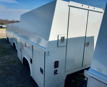 New 2026 Reading CS 108 DW Enclosed STP60-master lock Service Bodies