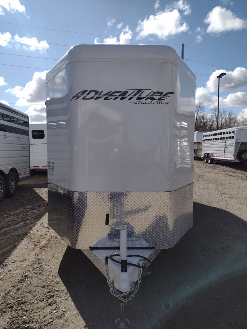 New 2026 Trails West Adventure 4 Horse Trailer