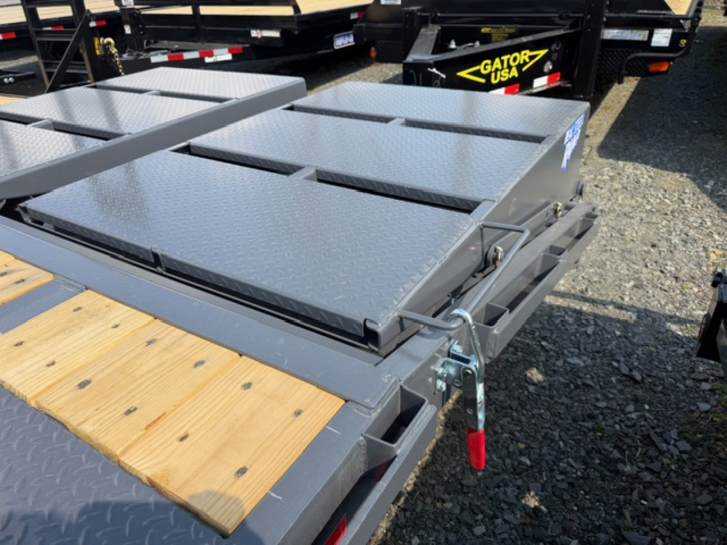 New 2026 Triple Crown Trailers 25+5 deckover gooseneck Deckover Trailer