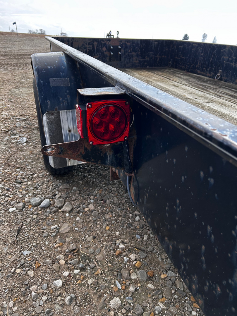 Used 2004 H&H Trailers 5X10 TILT Utility Trailer