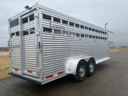 Used 2018 Lakota 20' Stock Trailer