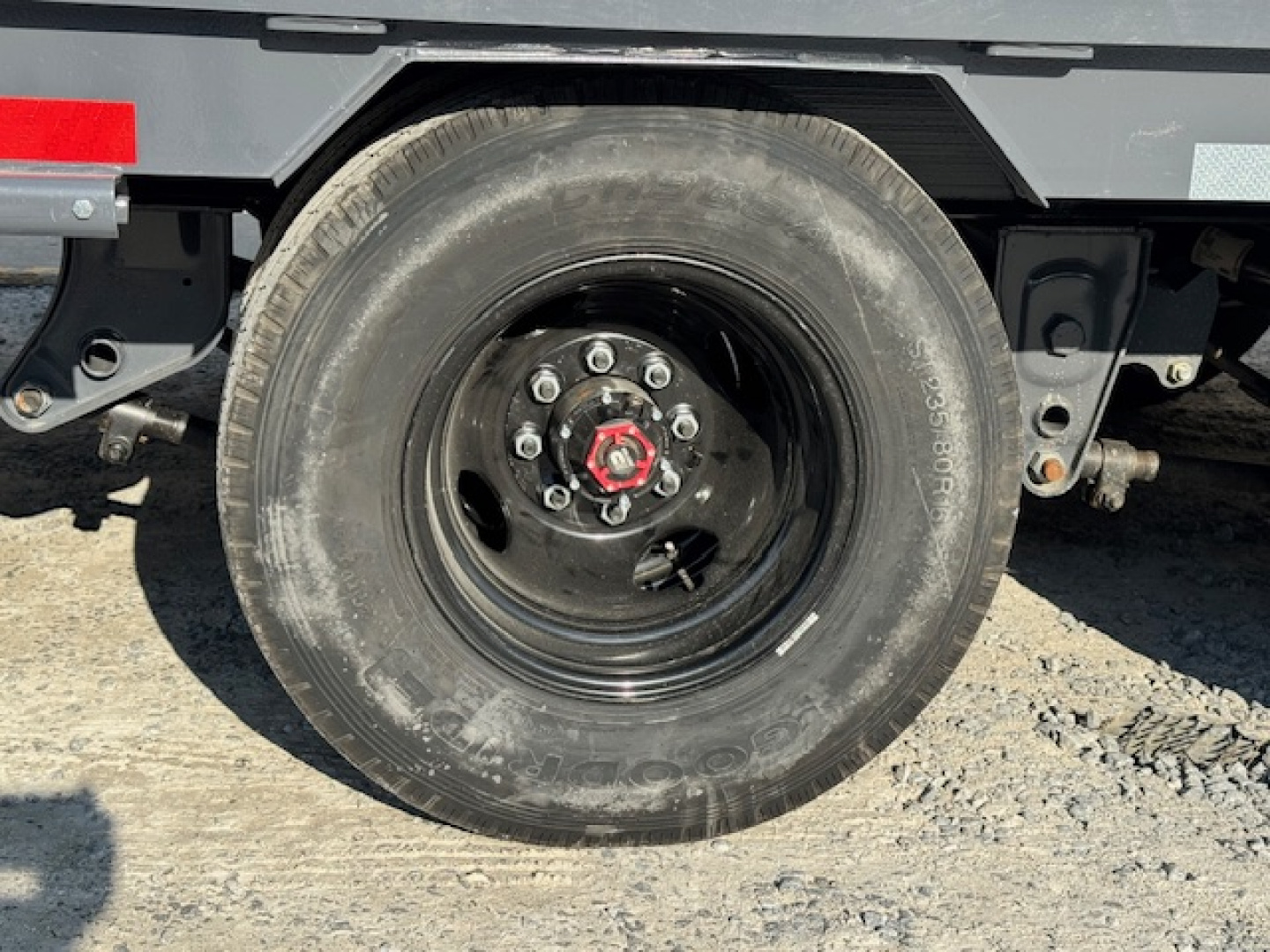 New 2026 Triple Crown Trailers TC GN25-35DT Equipment Trailer