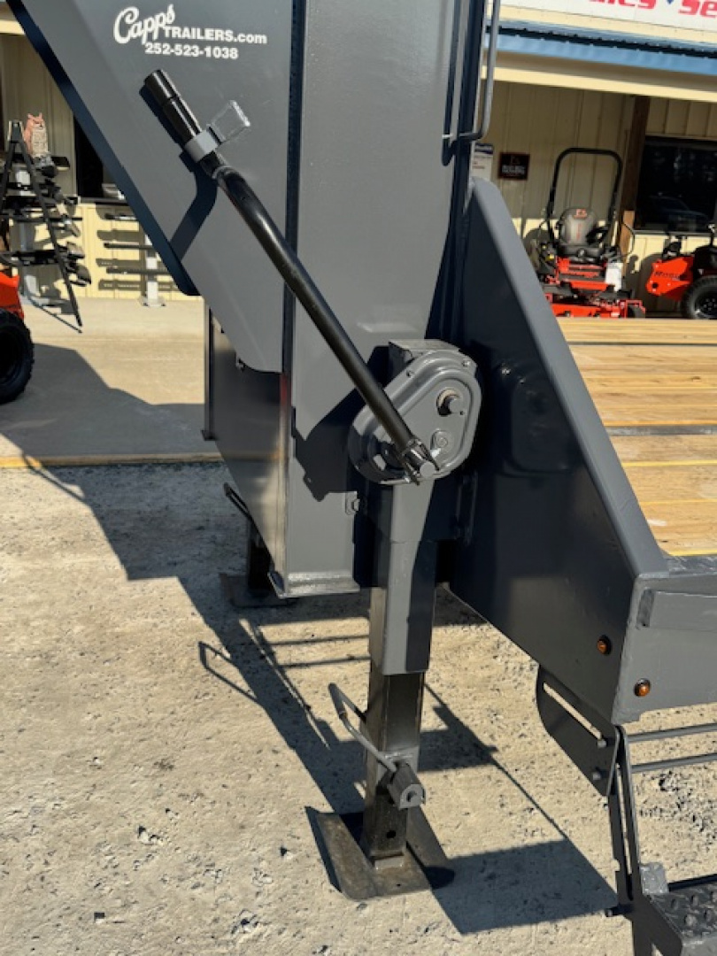 New 2026 Triple Crown Trailers TC GN25-35DT Equipment Trailer