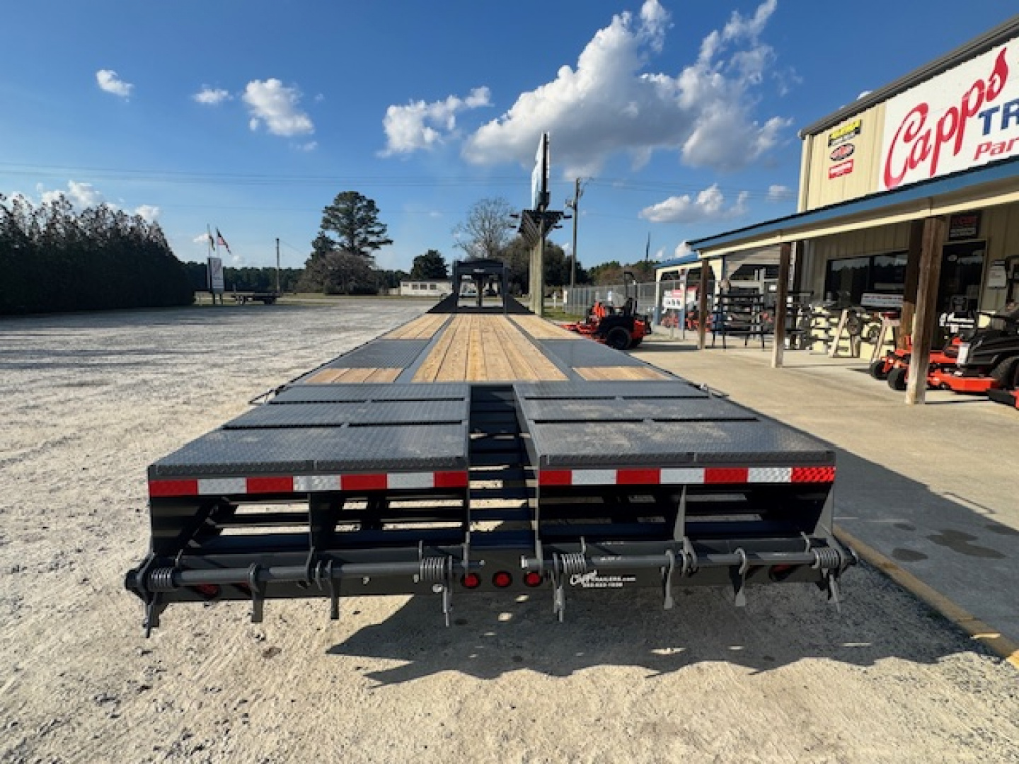 New 2026 Triple Crown Trailers TC GN25-35DT Equipment Trailer