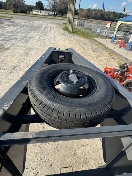 New 2026 Triple Crown Trailers TC GN25-35DT Equipment Trailer