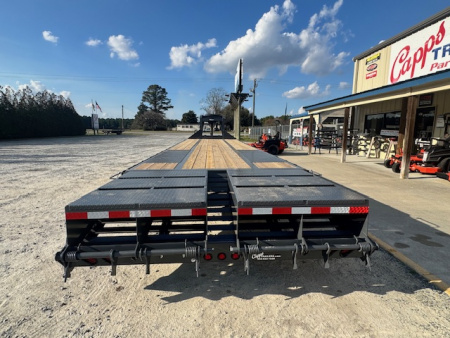 New 2026 Triple Crown Trailers TC GN25-35DT Equipment Trailer