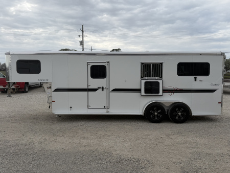 New 2027 Sundowner 2+1 Charter SE Gooseneck Horse Trailer