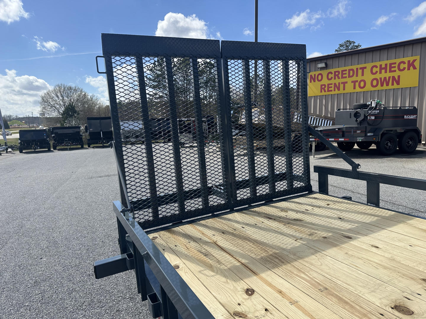 New 2026 GPS 20' 14K COMMERCIAL LANDSCAPE TRAILER WITH 5' SPRING LOADED SPLIT GATE