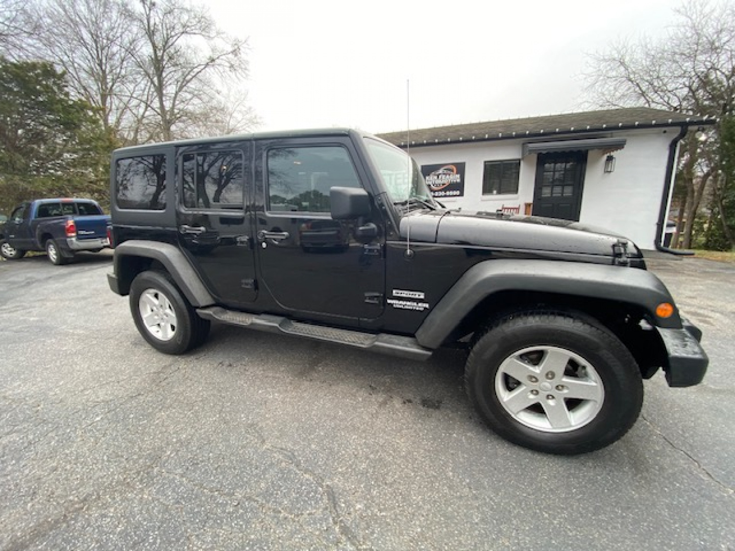 Used 2013 Jeep WRANGLER 6 SPEED Manual