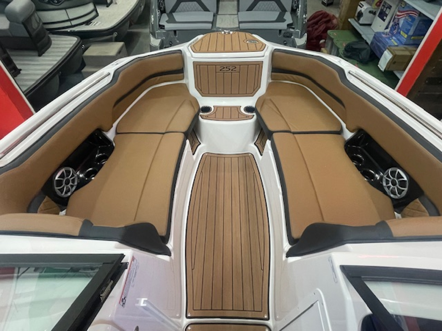 New 2026 Yamaha Boats 252 SE Bowrider