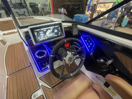 New 2026 Yamaha Boats 252 SE Bowrider