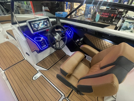 New 2026 Yamaha Boats 252 SE Bowrider