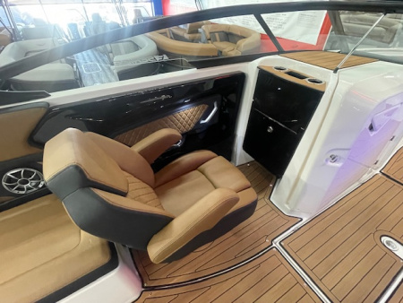 New 2026 Yamaha Boats 252 SE Bowrider