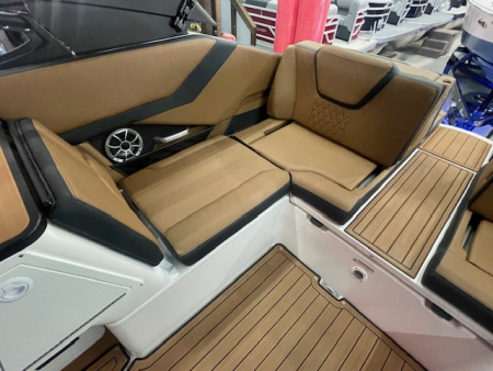 New 2026 Yamaha Boats 252 SE Bowrider