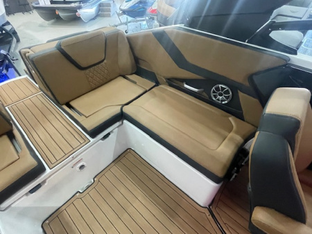 New 2026 Yamaha Boats 252 SE Bowrider