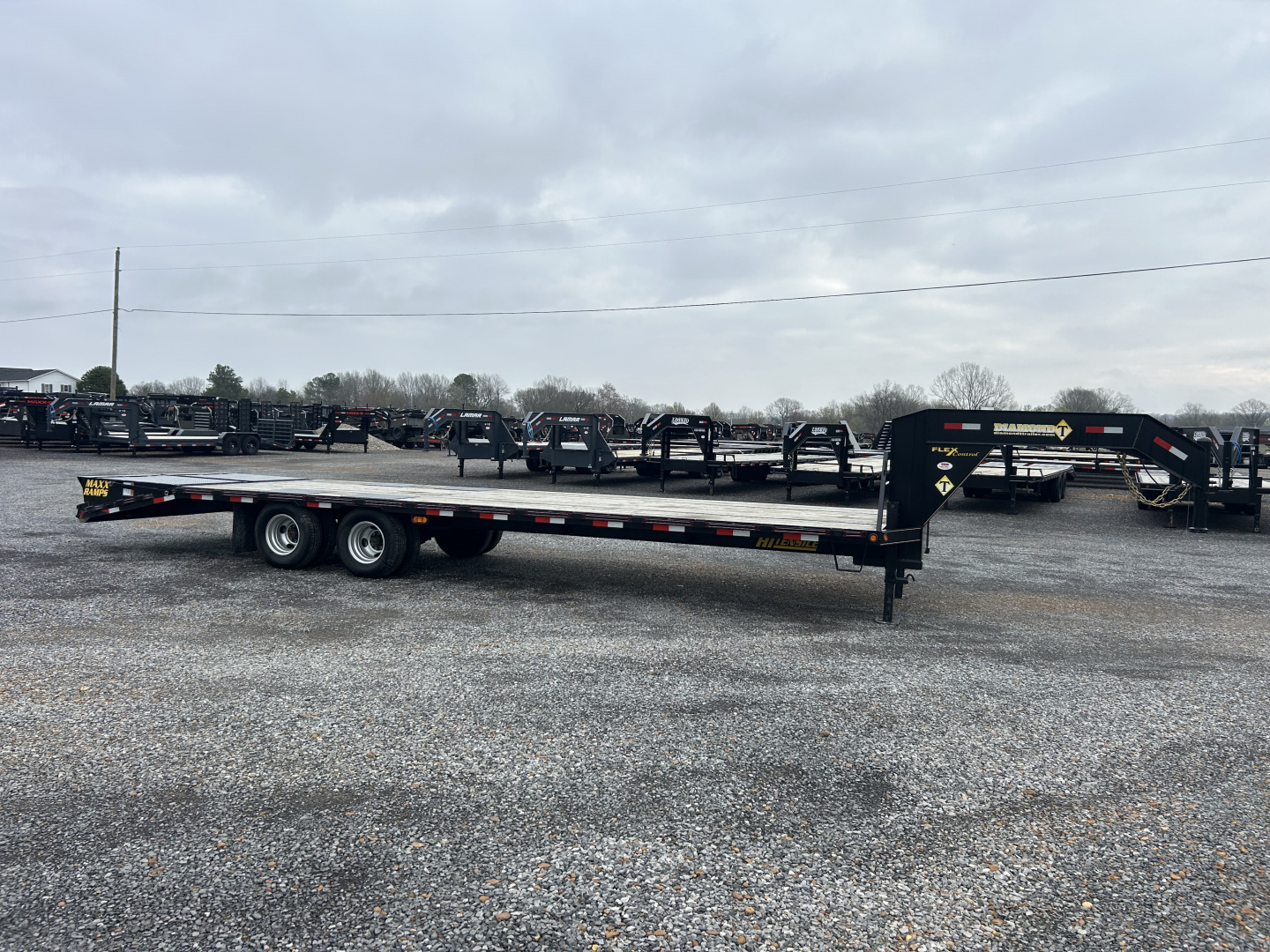 Used 2020 Diamond T 102"X30' 24k Gooseneck Trailer