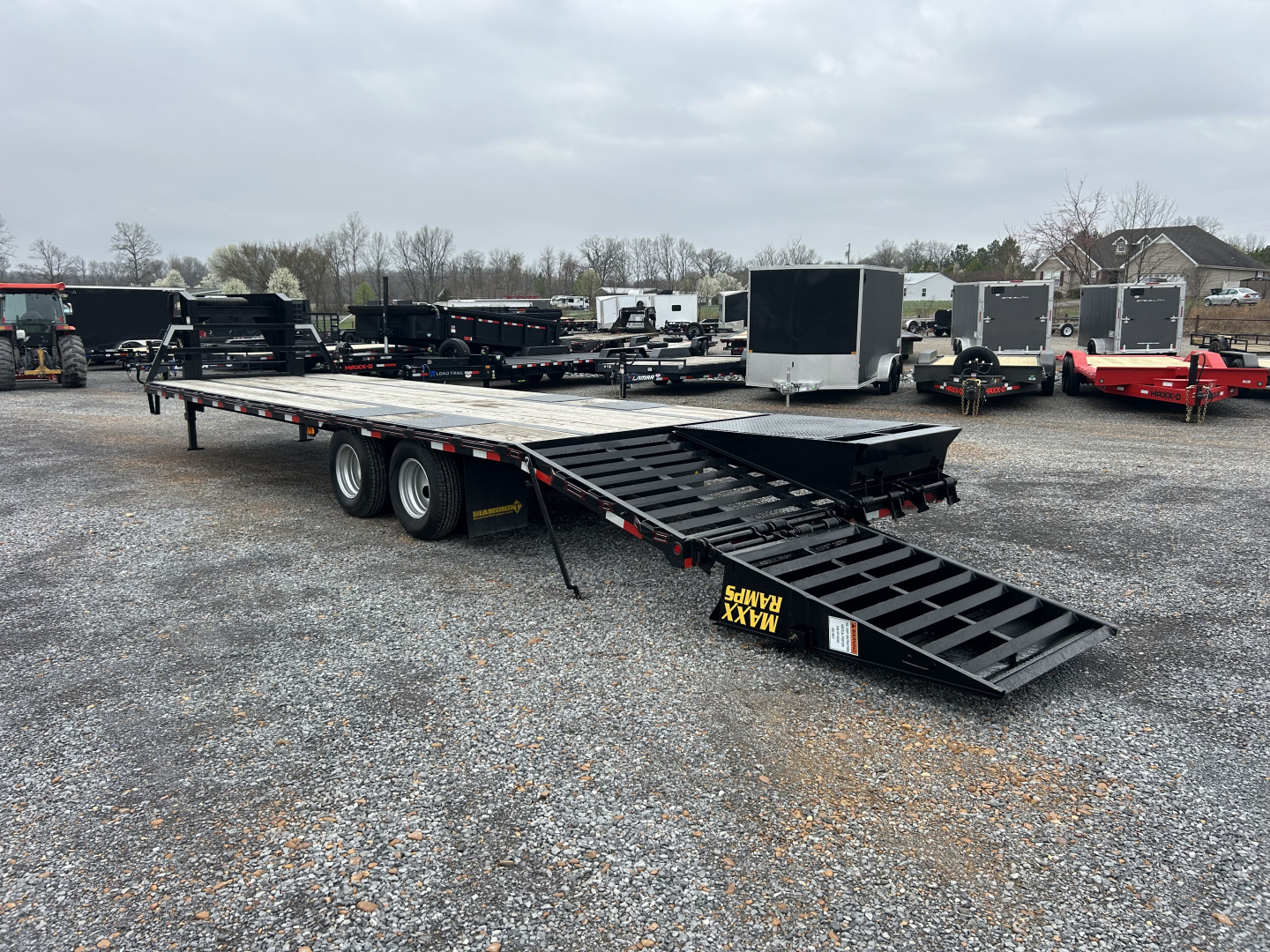 Used 2020 Diamond T 102"X30' 24k Gooseneck Trailer