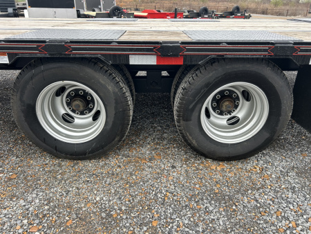 Used 2020 Diamond T 102"X30' 24k Gooseneck Trailer