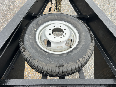 Used 2020 Diamond T 102"X30' 24k Gooseneck Trailer