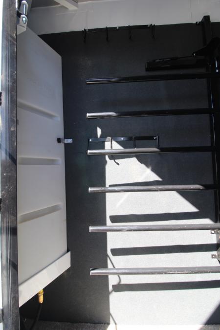 Used 2020 Trails West Classic 5x5 Comfort pkg. "Either Load" 3 Horse Trailer - Drop Down Windows Both Sides - Full Height Divider