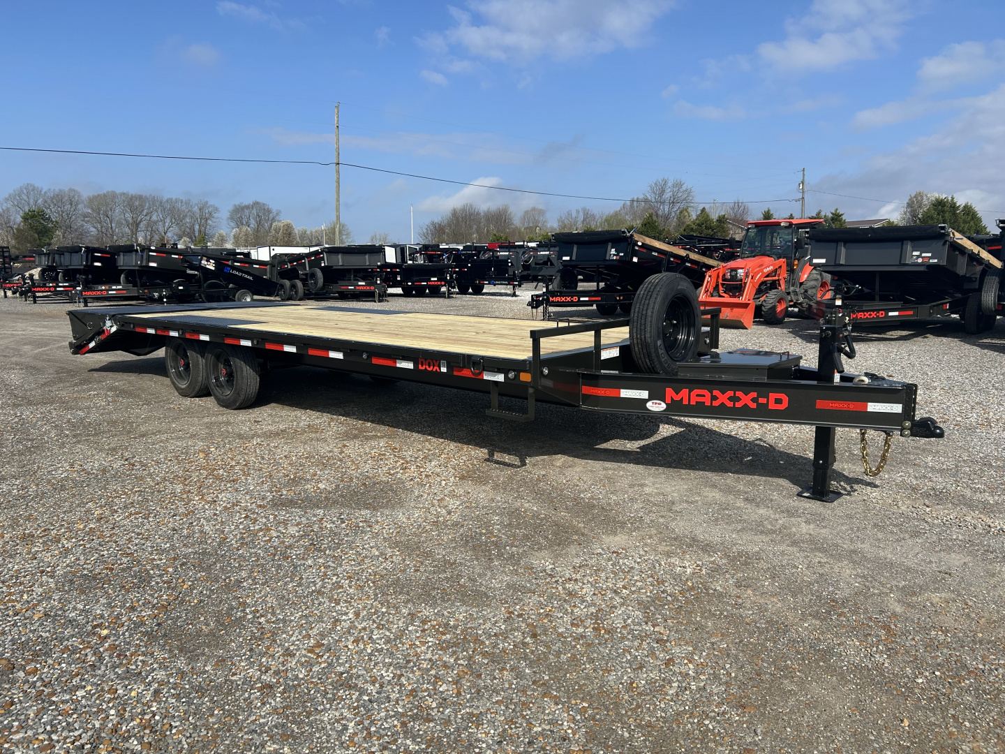 New 2026 MAXXD 102"X24' 17.5K Flatbed Trailer