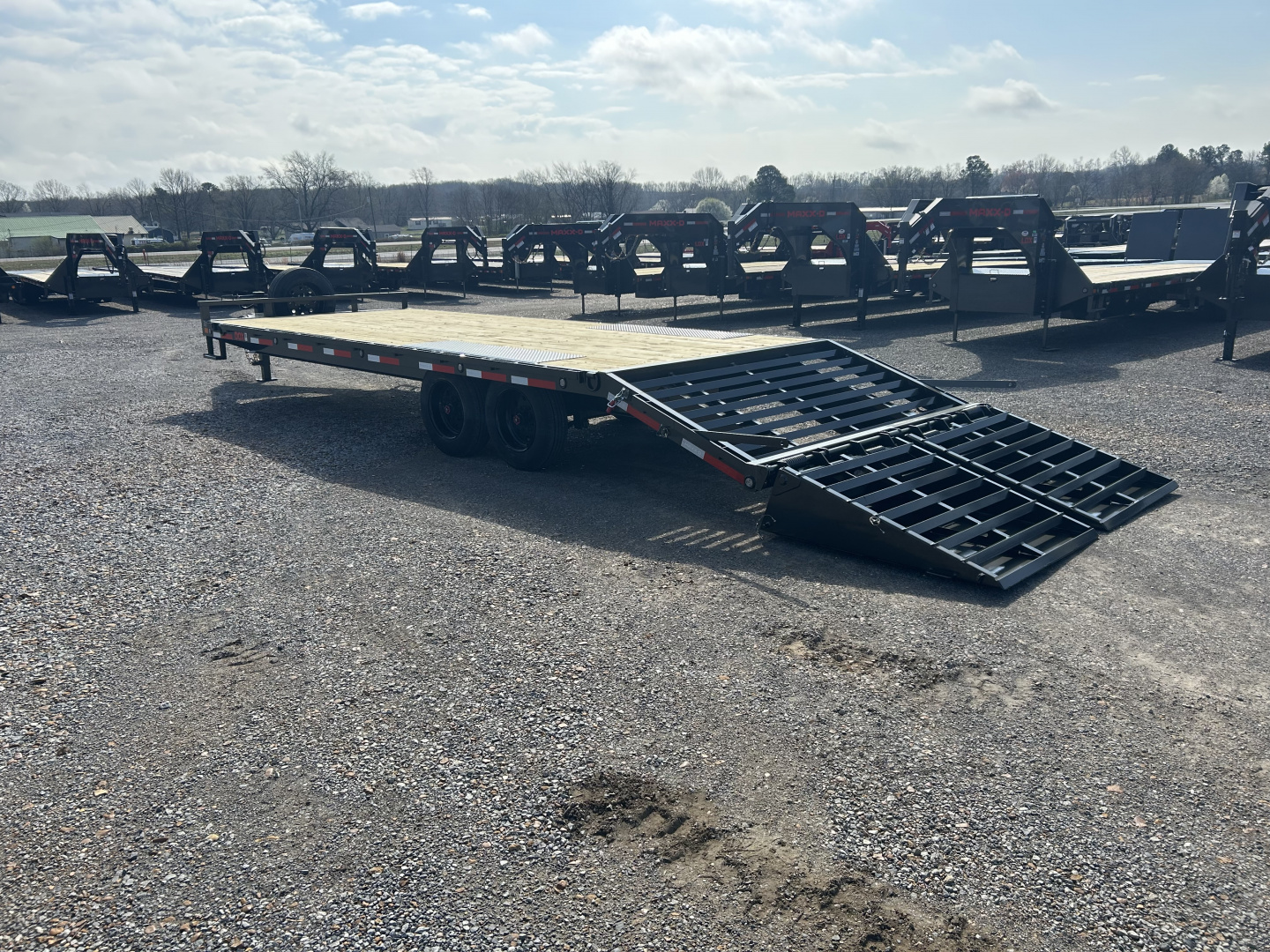New 2026 MAXXD 102"X24' 17.5K Flatbed Trailer
