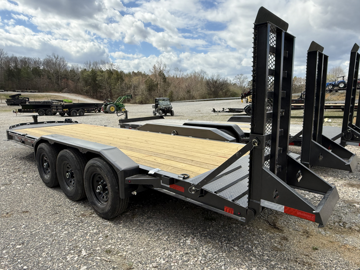 New 2026 Diamond C Trailers LPX 307 22’ Equipment Trailer, 24K GVWR, FORK HOLDERS,