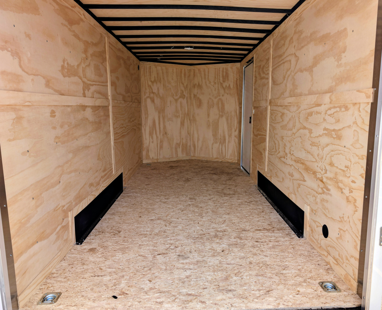 New Darkhorse Cargo DHW 7x16 HD Contractor Series Cargo / Enclosed Trailer