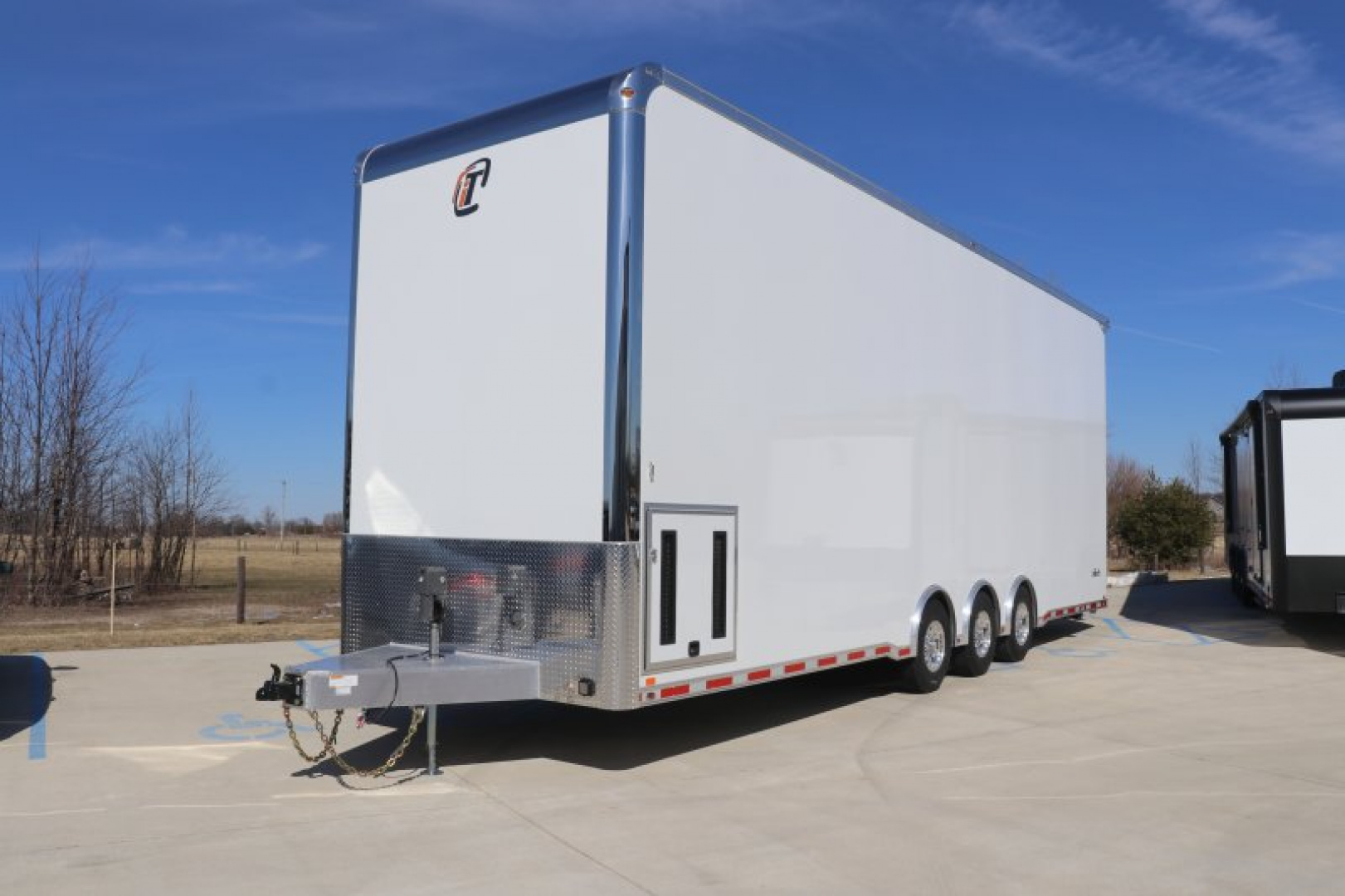 New In-Tech Lite 8.5x32 Stacker Race Trailer-21K - White W/ L Base Cabinet, Winch & WW Cabinet