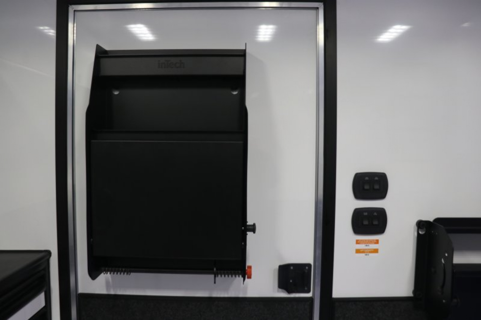 New In-Tech Lite 8.5x32 Stacker Race Trailer-21K - White W/ L Base Cabinet, Winch & WW Cabinet