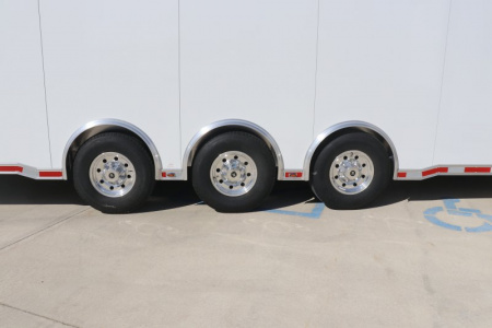 New In-Tech Lite 8.5x32 Stacker Race Trailer-21K - White W/ L Base Cabinet, Winch & WW Cabinet