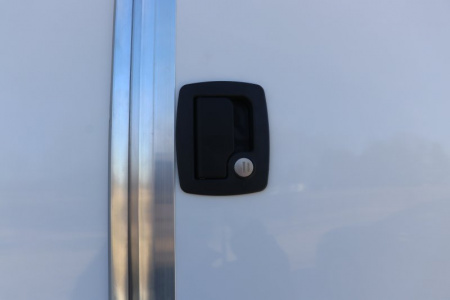 New In-Tech Lite 8.5x32 Stacker Race Trailer-21K - White W/ L Base Cabinet, Winch & WW Cabinet