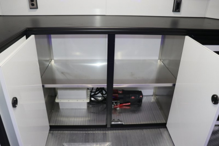 New In-Tech Lite 8.5x32 Stacker Race Trailer-21K - White W/ L Base Cabinet, Winch & WW Cabinet