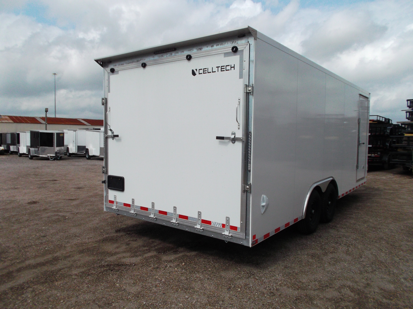 New 2026 Cell-Tech Trailers 8.5x20 Cargo Trailer / Enclosed Trailer / Construction Trailer / Industrial Trailer / 7ft Interior / 5200# Axles / E-Track / Screwless Exterior / Bulldog Coupler / HEAVY DUTY Cell Tech Walls and Floor