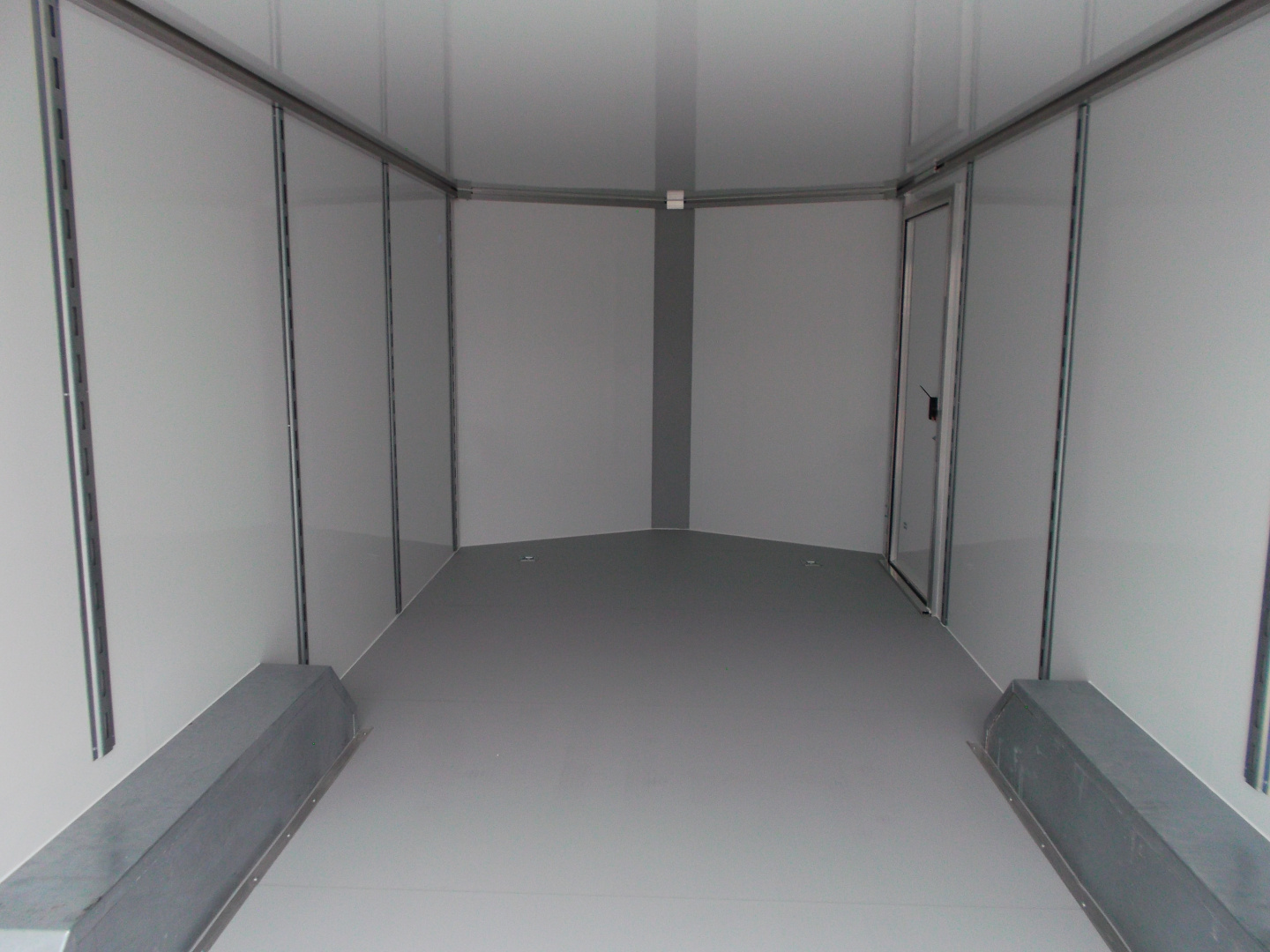 New 2026 Cell-Tech Trailers 8.5x20 Cargo Trailer / Enclosed Trailer / Construction Trailer / Industrial Trailer / 7ft Interior / 5200# Axles / E-Track / Screwless Exterior / Bulldog Coupler / HEAVY DUTY Cell Tech Walls and Floor