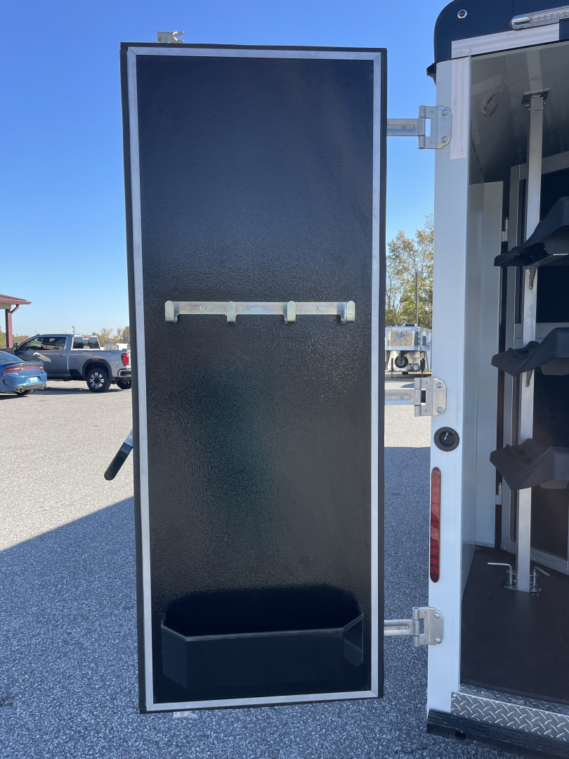 New 2026 Bison Trailers RG7308 Horse Trailer