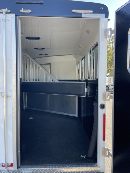 New 2026 Bison Trailers RG7308 Horse Trailer