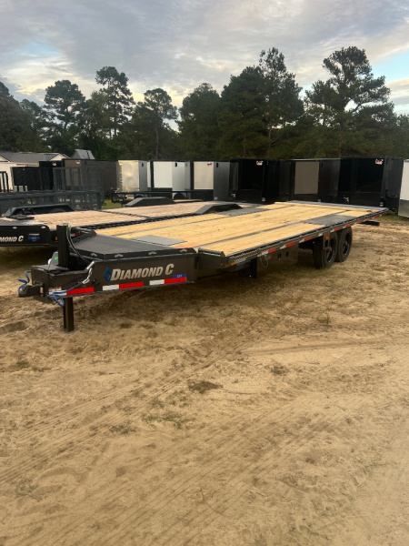 New 2026 Diamond C Trailers DET210 24'x102 