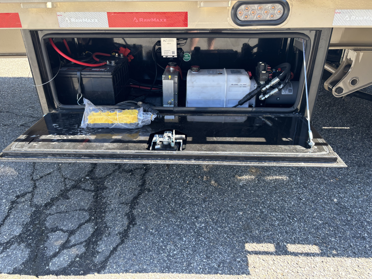 New 2026 RawMaxx HTX 102X32 Flatbed Trailer / SOLAR PANEL / WIRELESS REMOTE / 12" OC / 18 PLY TIRES / ELE./HYD. DISC BRAKES / 32K GVWR