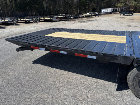 New 2026 RawMaxx HTX 102X32 Flatbed Trailer / SOLAR PANEL / WIRELESS REMOTE / 12" OC / 18 PLY TIRES / ELE./HYD. DISC BRAKES / 32K GVWR