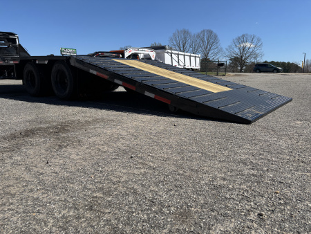 New 2026 RawMaxx HTX 102X32 Flatbed Trailer / SOLAR PANEL / WIRELESS REMOTE / 12" OC / 18 PLY TIRES / ELE./HYD. DISC BRAKES / 32K GVWR