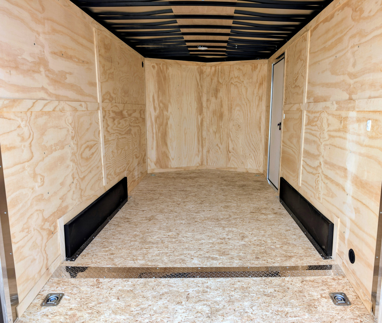New Darkhorse Cargo DHW 7.5x14 Medium Duty Cargo / Enclosed Trailer