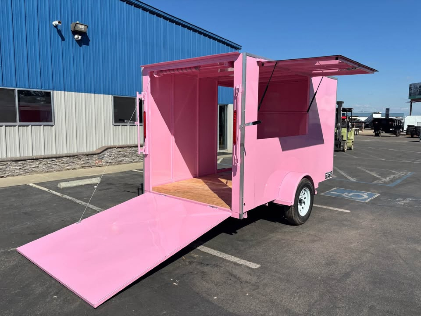 New 2026 TRU 6'x10'x6' Concession Trailer