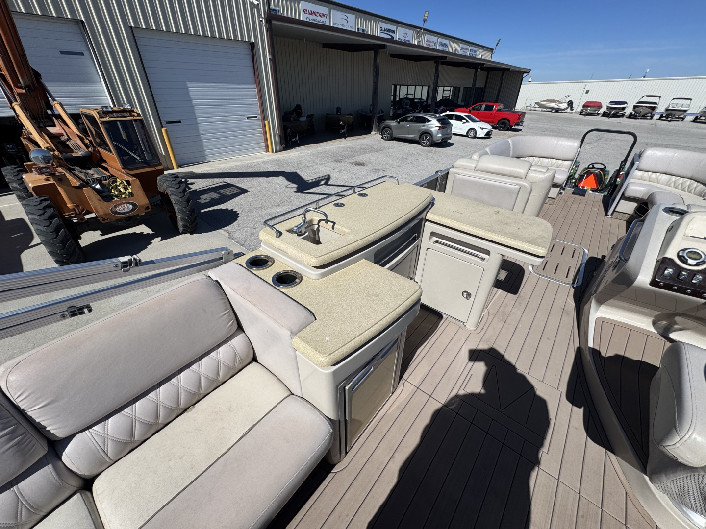 Used 2013 Bennington 2550 RC Pontoon Boat