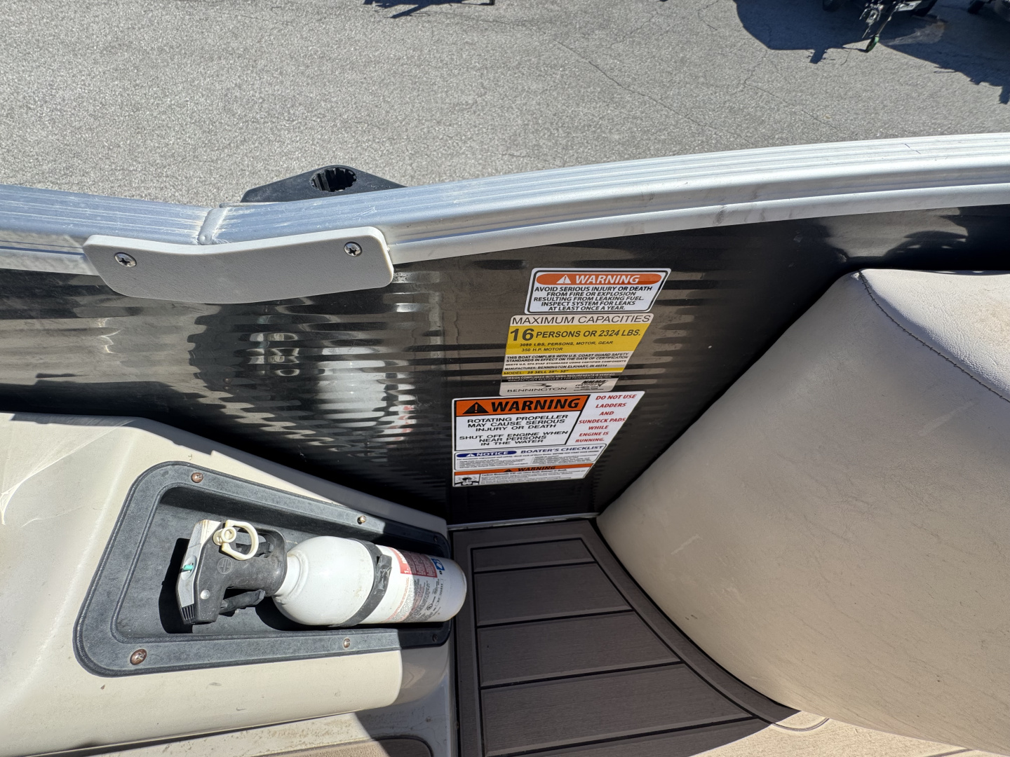 Used 2013 Bennington 2550 RC Pontoon Boat